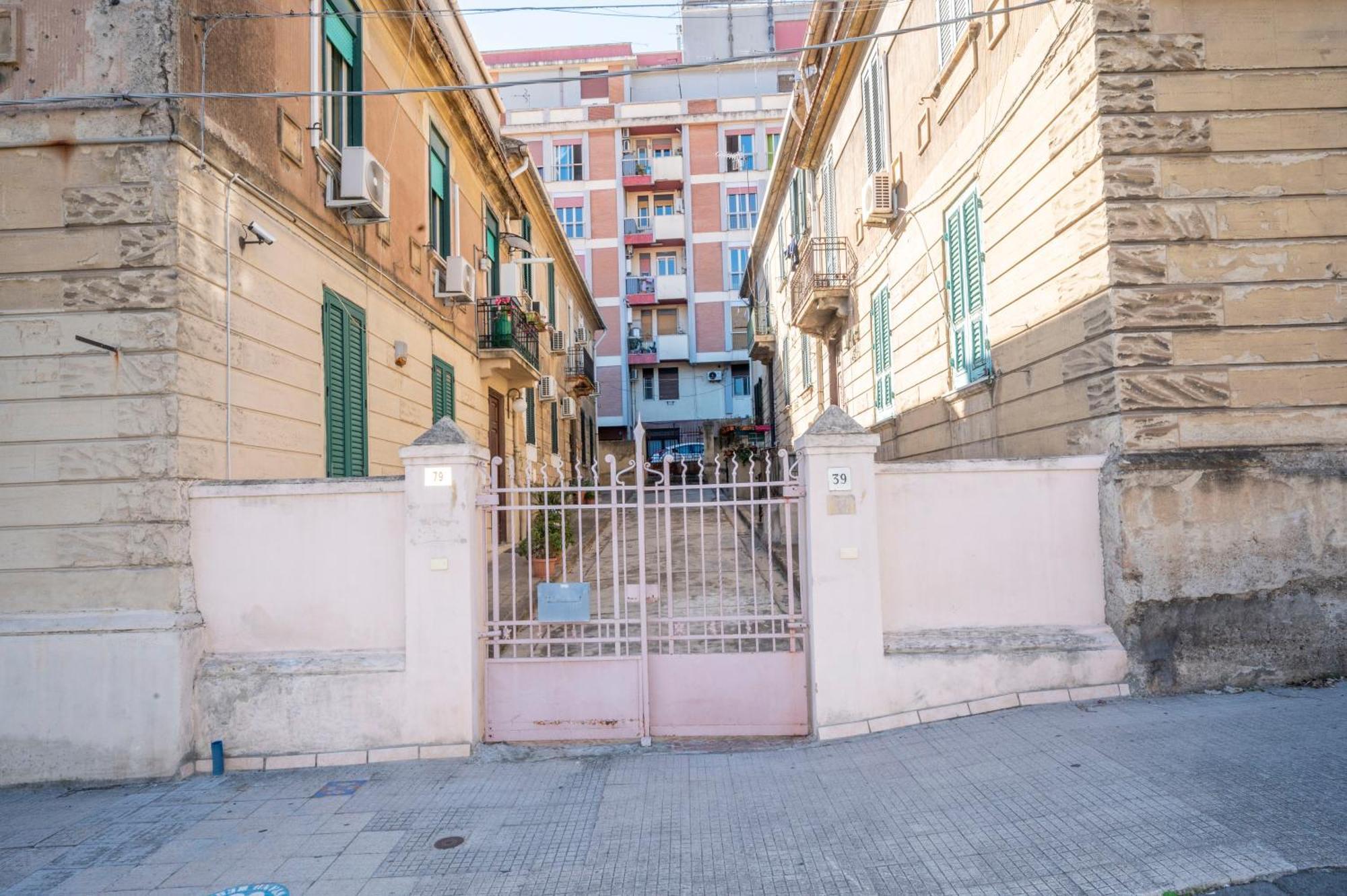 Residence Gardenia 11 Messina Exterior photo